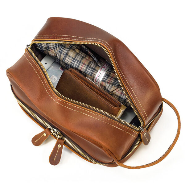 Vintage Leather Men's Toiletry Bag - Image 8