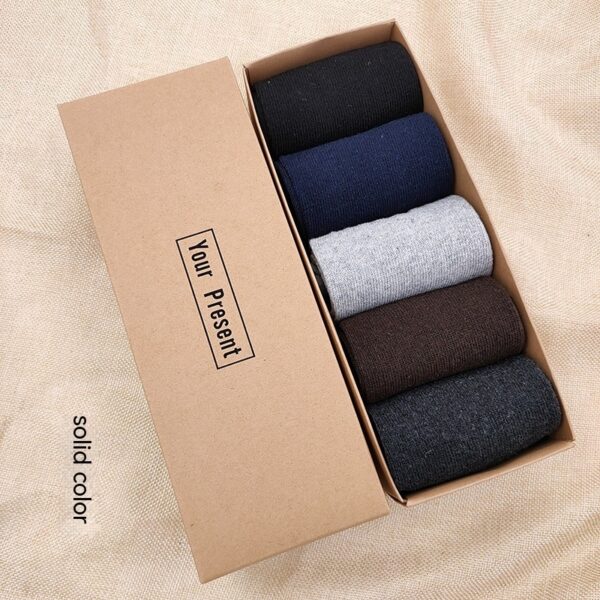 Men's Casual Thickening Thermal Middle Tube Socks - Image 3